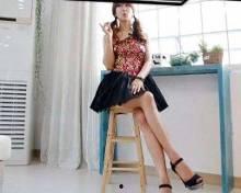 丝袜制服女教师 丝袜制服女教师